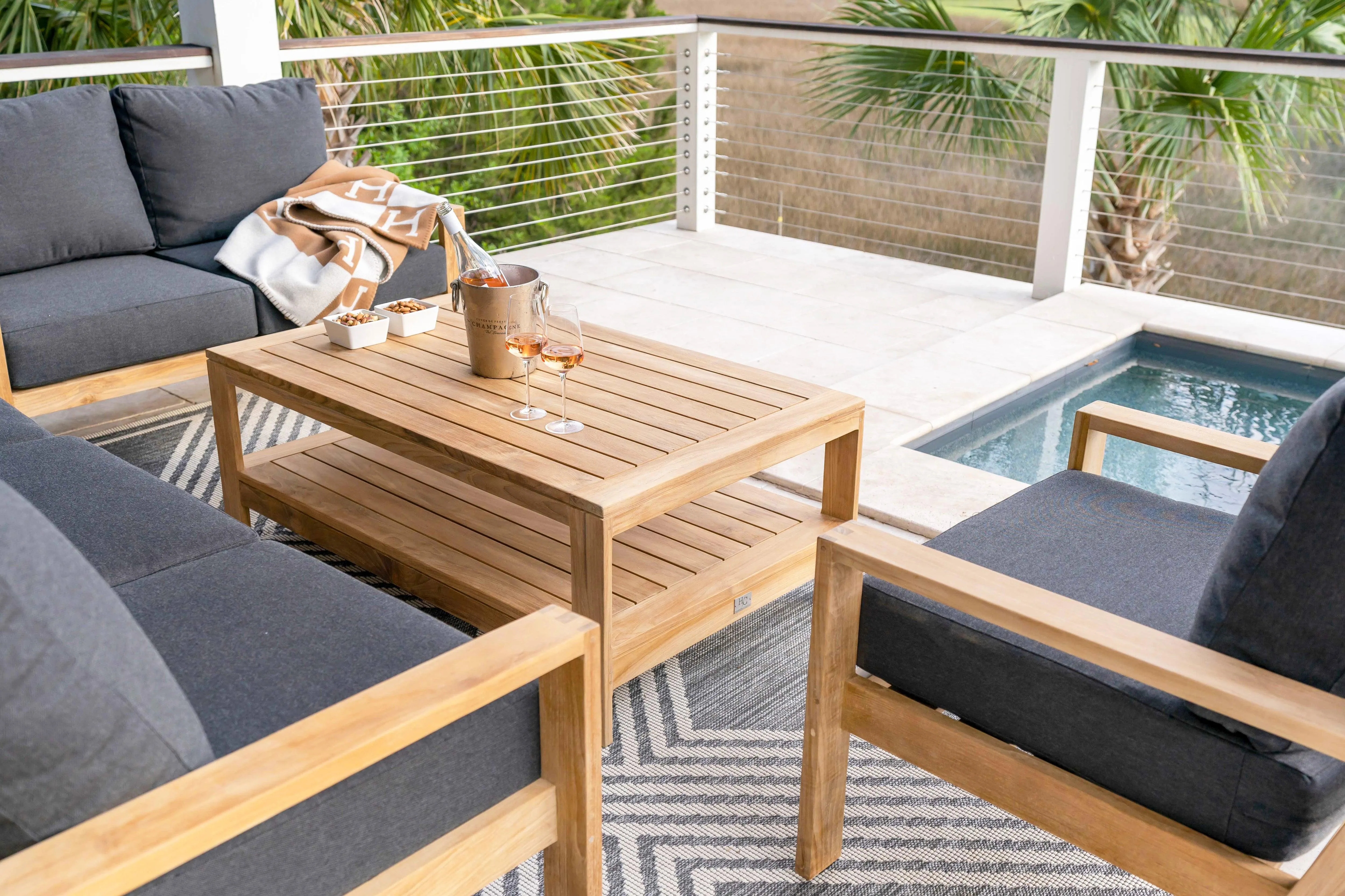 Charleston Outdoor Coffee Table