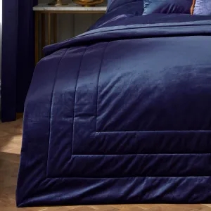 Chic Bedspread by Laurence Llewelyn-Bowen in Navy 150 x 220cm