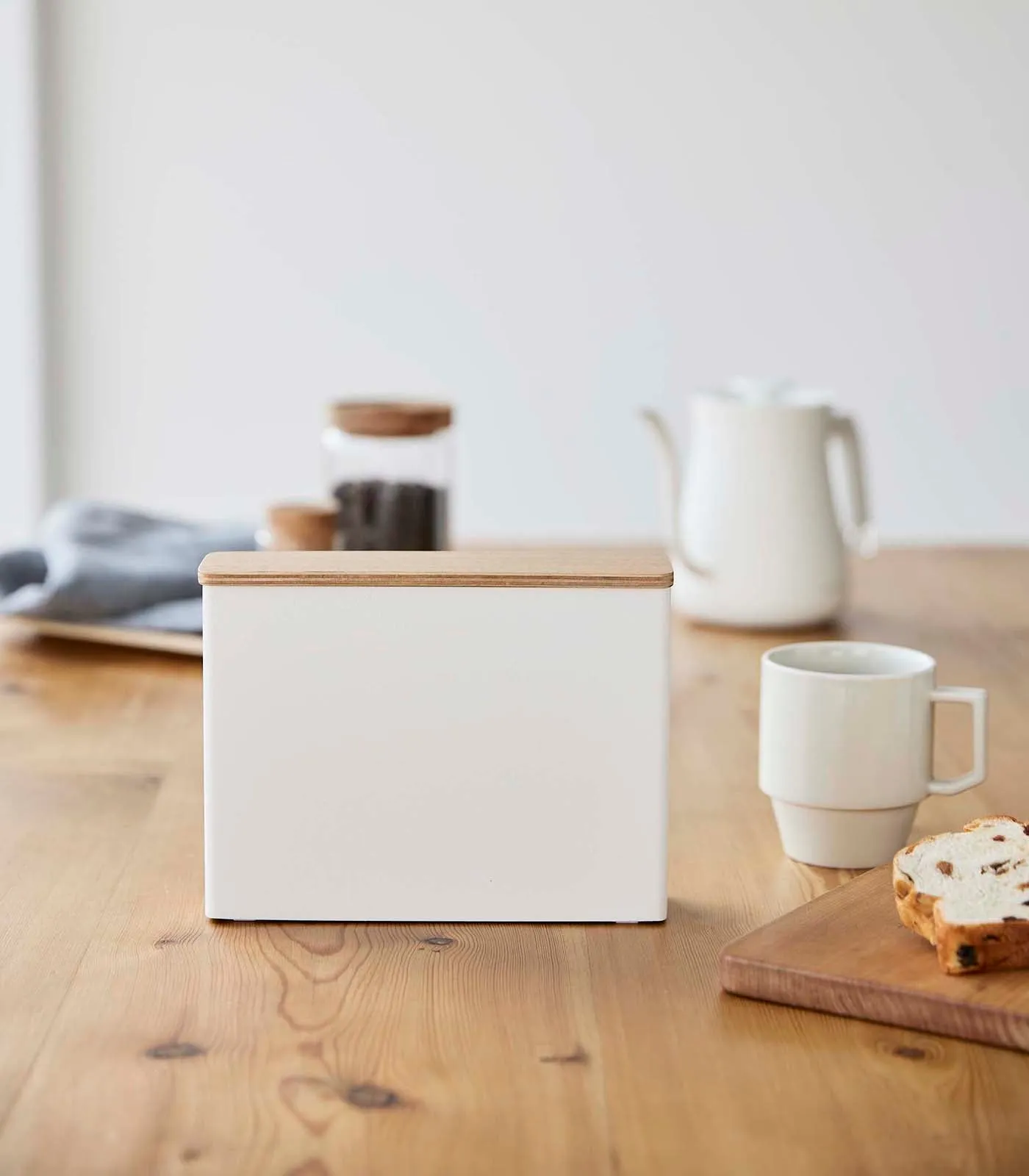 Coffee Filter Case - Size 04 - Steel   Wood