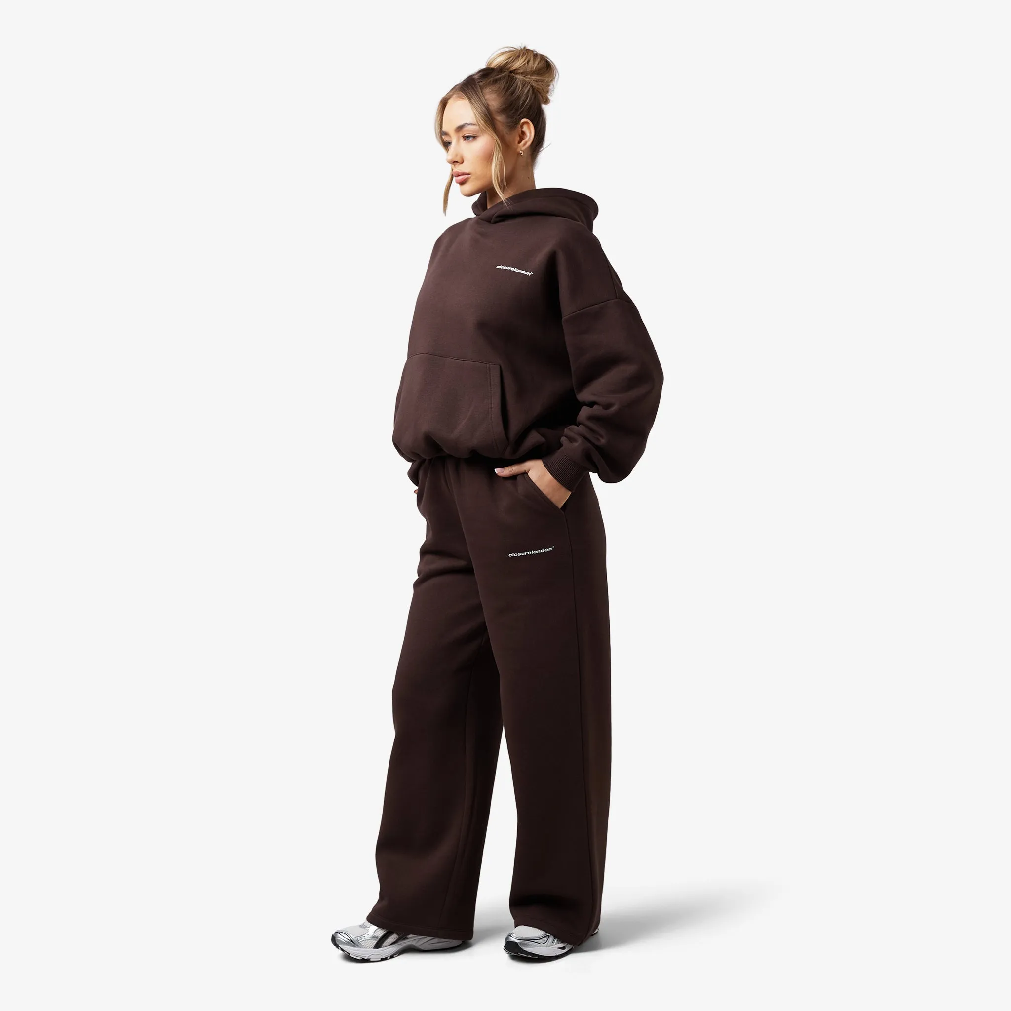 Core Logo Open Hem Jogger | Coffee