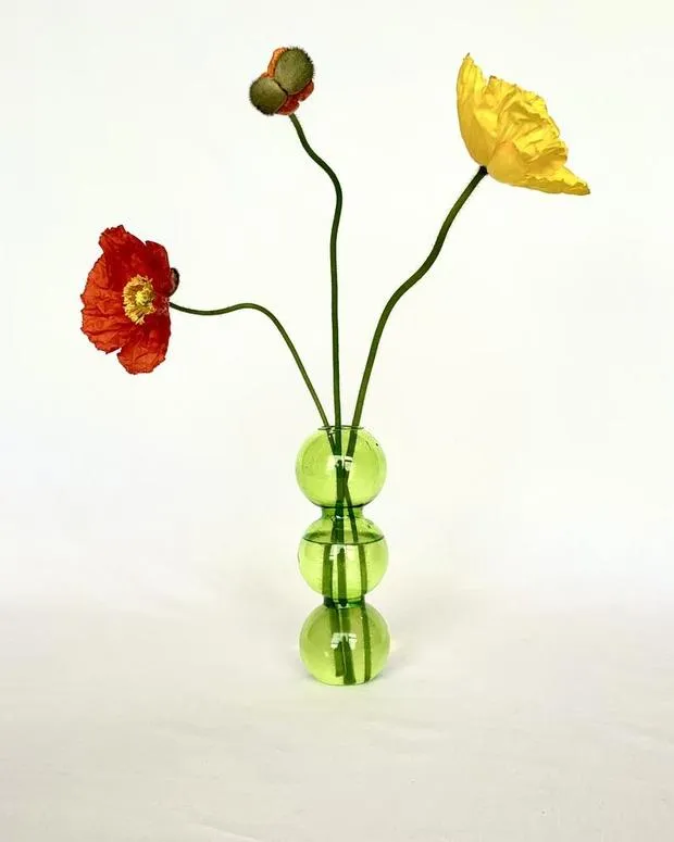 Gloria Speaking Bubble Vase