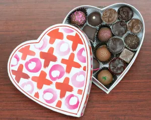 Heart box, Xs and Os,red, white and pink, 8 ounces