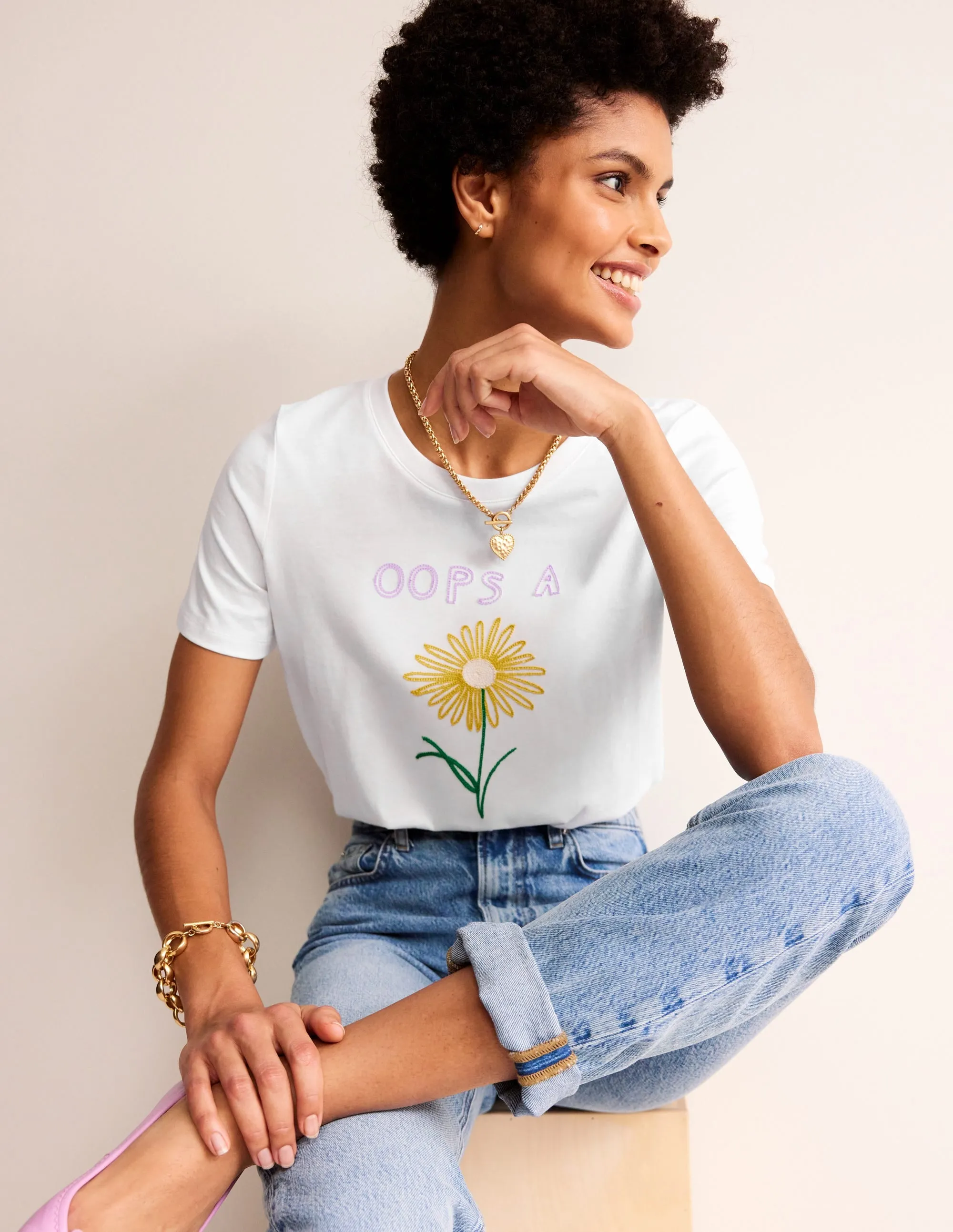 Rosa Embroidered T-Shirt-White, Oops A Daisy