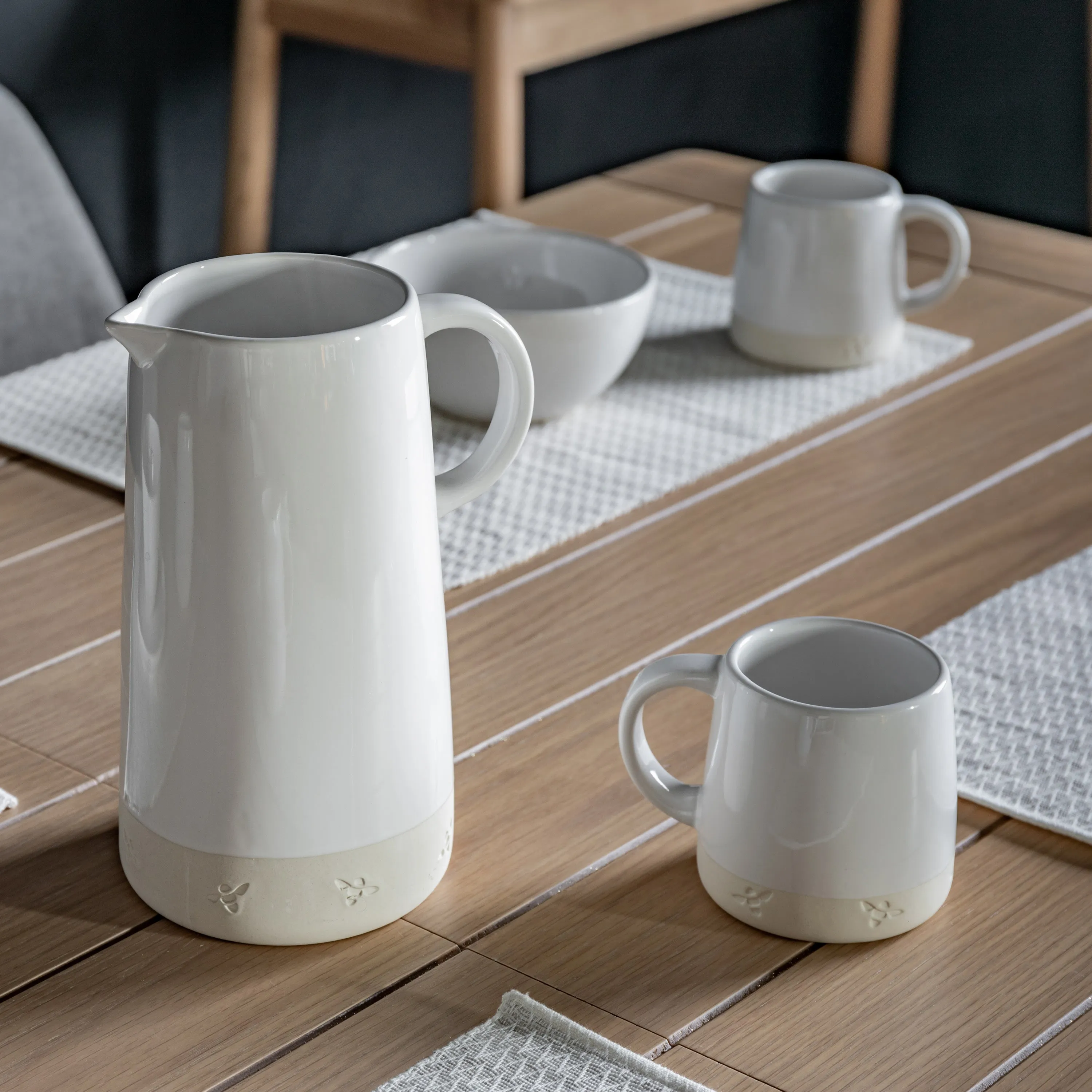 White Stoneware Bee Mugs (Set of 4)